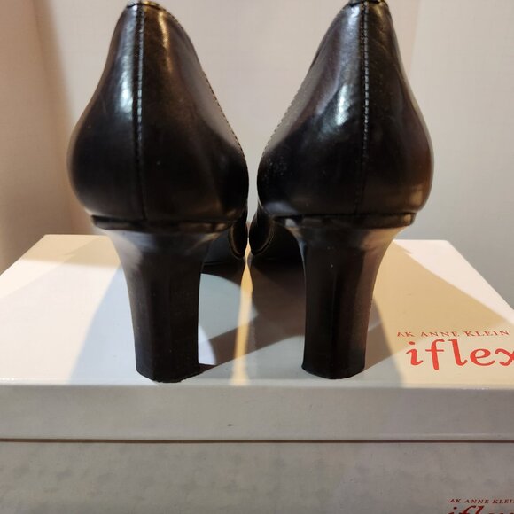 Anne Klein AK Fletcher Iflex Black Leather Slip On Pants Shoes sz 10 - Picture 6 of 10
